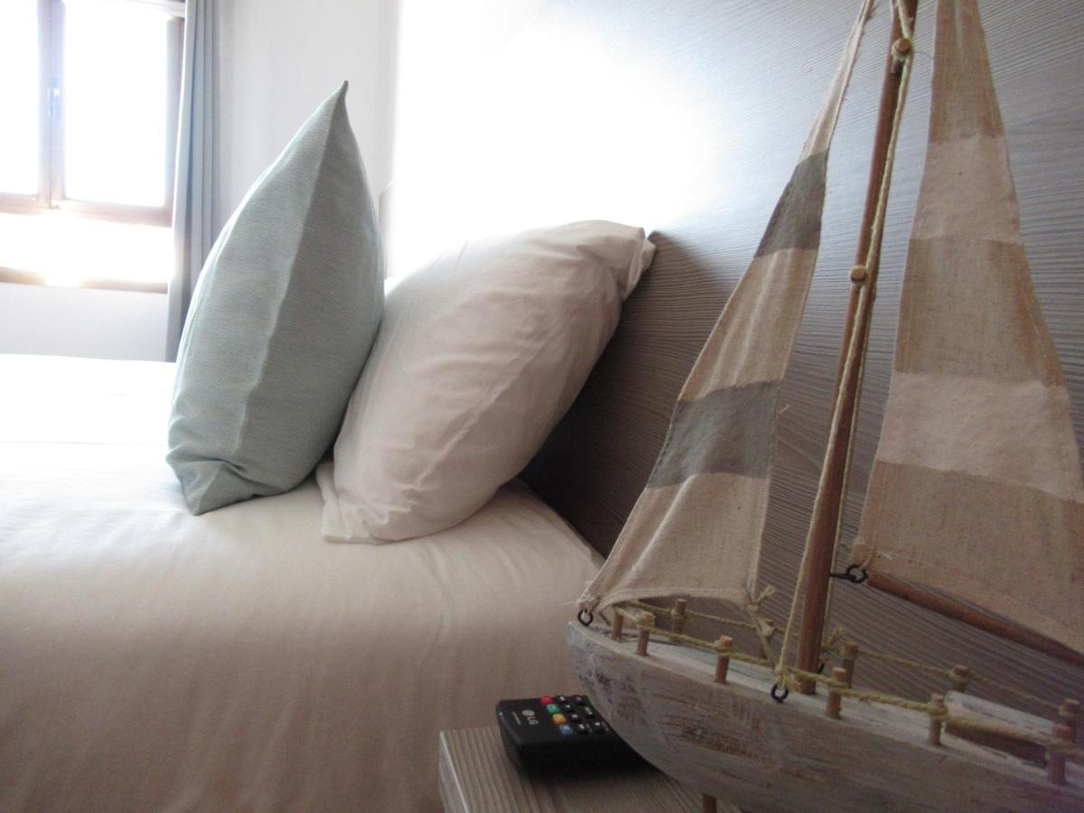 Nautico Suites, Private Room&Bathroom (Adults Only) คอร์ราเลโฮ ภายนอก รูปภาพ